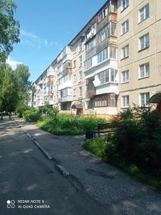 Продажа квартиры Омск. улица Бархатовой 8