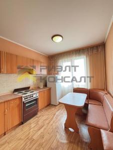 Продажа квартиры Омск. улица Лукашевича, 25