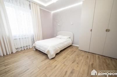 Продажа квартиры Омск. Широкая, 82