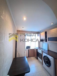Продажа квартиры Омск. улица Сулеймана Стальского, 6