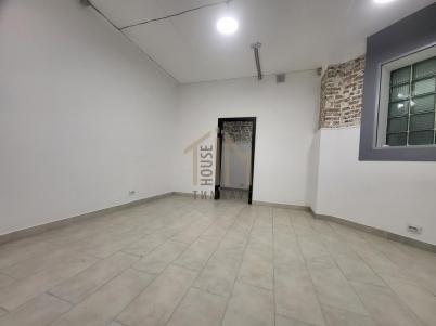 Аренда коммерческой недвижимости Омск. В.М.Шукшина ул., 11