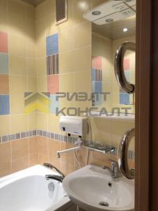 Продажа квартиры Омск. улица 70 лет Октября, 13/2