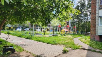 Продажа квартиры Омск. Городок Нефтяников, 22 Апреля, 52