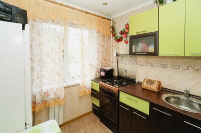Продажа квартиры Омск. Городок Нефтяников, Королева проспект, 2 А