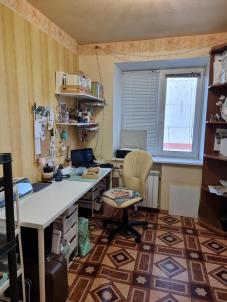 Продажа квартиры Омск. улица Бархатовой 3