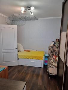 Продажа квартиры Омск. улица Бархатовой 3