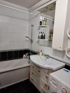 Продажа квартиры Омск. улица Бархатовой 3