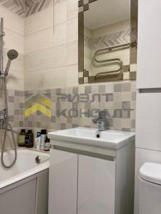 Продажа квартиры Омск. улица Индустриальная, 4
