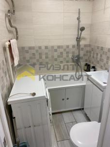 Продажа квартиры Омск. улица Индустриальная, 4