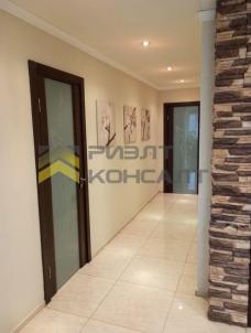 Продажа квартиры Омск. проспект Комарова, 15, к.3