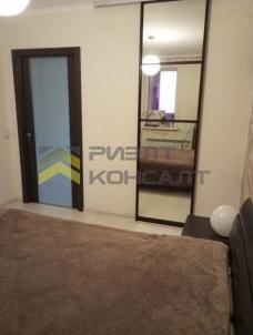 Продажа квартиры Омск. проспект Комарова, 15, к.3
