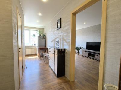 Продажа квартиры Омск. Химиков ул., 6к2