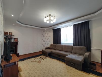 Продажа коттеджа Омск. Кучумова 50