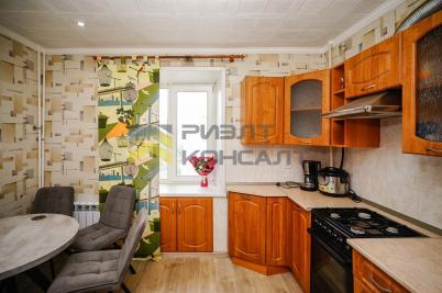 Продажа квартиры Омск. проспект Менделеева, 21, к.3