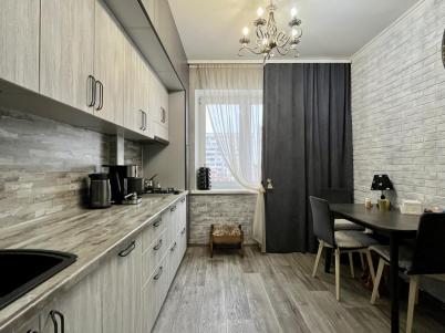 Продажа квартиры Омск. Завертяева, 7 к5