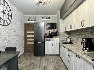 Продажа квартиры Омск. Завертяева, 7 к5