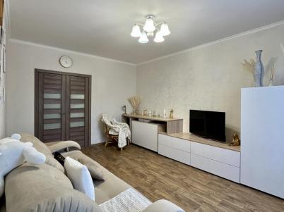 Продажа квартиры Омск. Завертяева, 7 к5