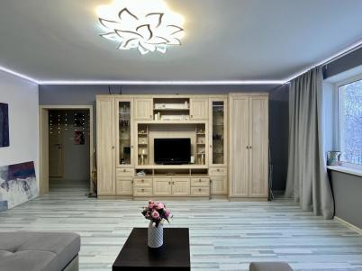 Продажа квартиры Омск. Дианова, 12 к1 Продажа квартиры Омск. Дианова, 12 к1