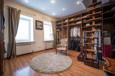 Продажа таунхауса Омск. Суворова ул., 90к7