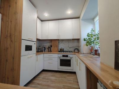 Продажа квартиры Омск. улица Энтузиастов 61