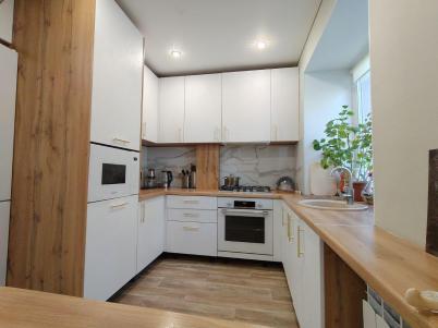 Продажа квартиры Омск. улица Энтузиастов 61