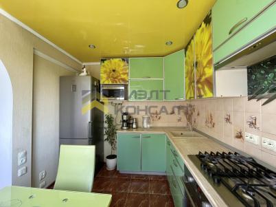 Продажа квартиры Омск. улица Семиреченская, 134