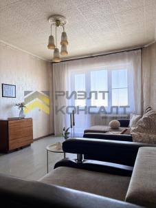 Продажа квартиры Омск. улица Лукашевича, 27