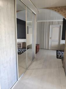Продажа квартиры Омск. улица Берко Цемента, 6