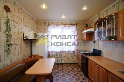 Продажа квартиры Омск. улица Краснознаменная, 26, к.3