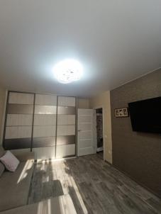 Продажа квартиры Омск. улица Малиновского 10