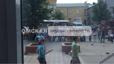 Аренда торговой площади Омск. улица Лобкова 3