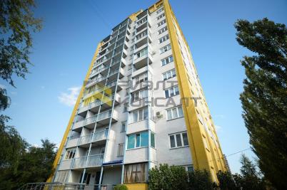 Продажа квартиры Омск. бульвар М.М.Кузьмина, 9