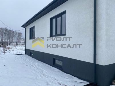 Продажа дома Омская обл, Омский р-н, поселок Магистральный, ул Полевая