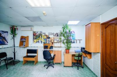 Продажа коммерческой недвижимости Омск. улица Химиков, 36 Продажа коммерческой недвижимости Омск. улица Химиков, 36