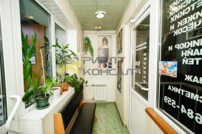 Продажа коммерческой недвижимости Омск. улица Химиков, 36 Продажа коммерческой недвижимости Омск. улица Химиков, 36