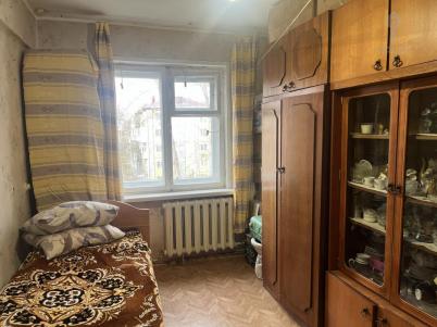 Продажа квартиры Омск. Городок Нефтяников, 22 Апреля, 32