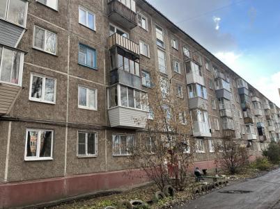 Продажа квартиры Омск. Городок Нефтяников, 22 Апреля, 32