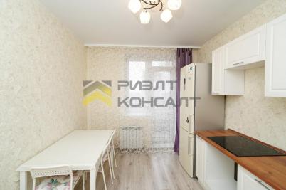 Продажа квартиры Омск. улица 1-й Красной Звезды, 81