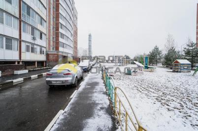 Продажа квартиры Омск. улица Малиновского, 19, к.1