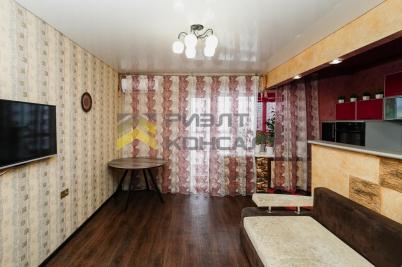 Продажа квартиры Омск. улица Малиновского, 19, к.1