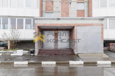 Продажа квартиры Омск. улица Малиновского, 19, к.1