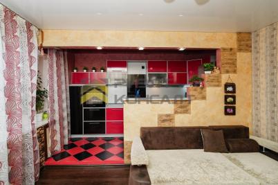 Продажа квартиры Омск. улица Малиновского, 19, к.1