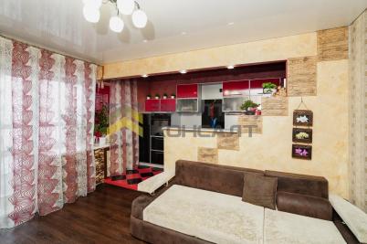 Продажа квартиры Омск. улица Малиновского, 19, к.1