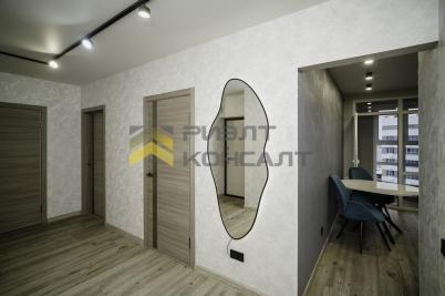 Продажа квартиры Омск. улица 70 лет Октября, 3, к.3