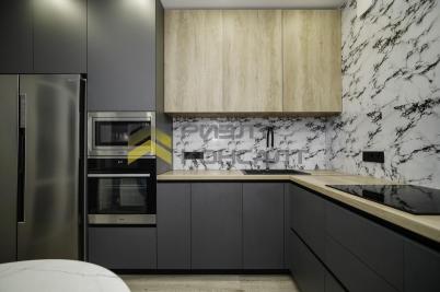 Продажа квартиры Омск. улица 70 лет Октября, 3, к.3