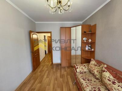 Продажа квартиры Омск. улица 70 лет Октября, 14, к.2