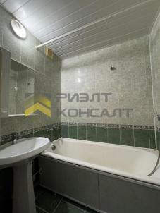 Продажа квартиры Омск. улица 70 лет Октября, 14, к.2