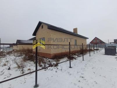 Продажа дома Омский район, село Надеждино, КП Зелёный берег, Рябиновая улица