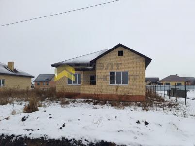 Продажа дома Омский район, село Надеждино, КП Зелёный берег, Рябиновая улица