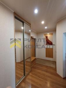 Продажа квартиры Омск. проспект Комарова, 17, к.1